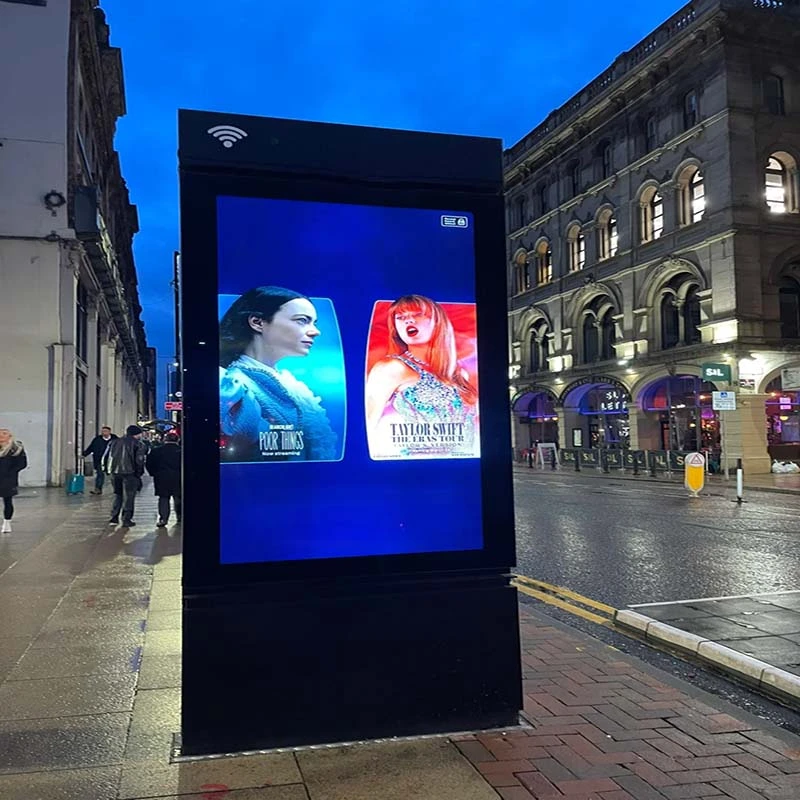 Qtenboard Digital Signage for High-Traffic Sidewalks & Roadside Areas (Advertisements)