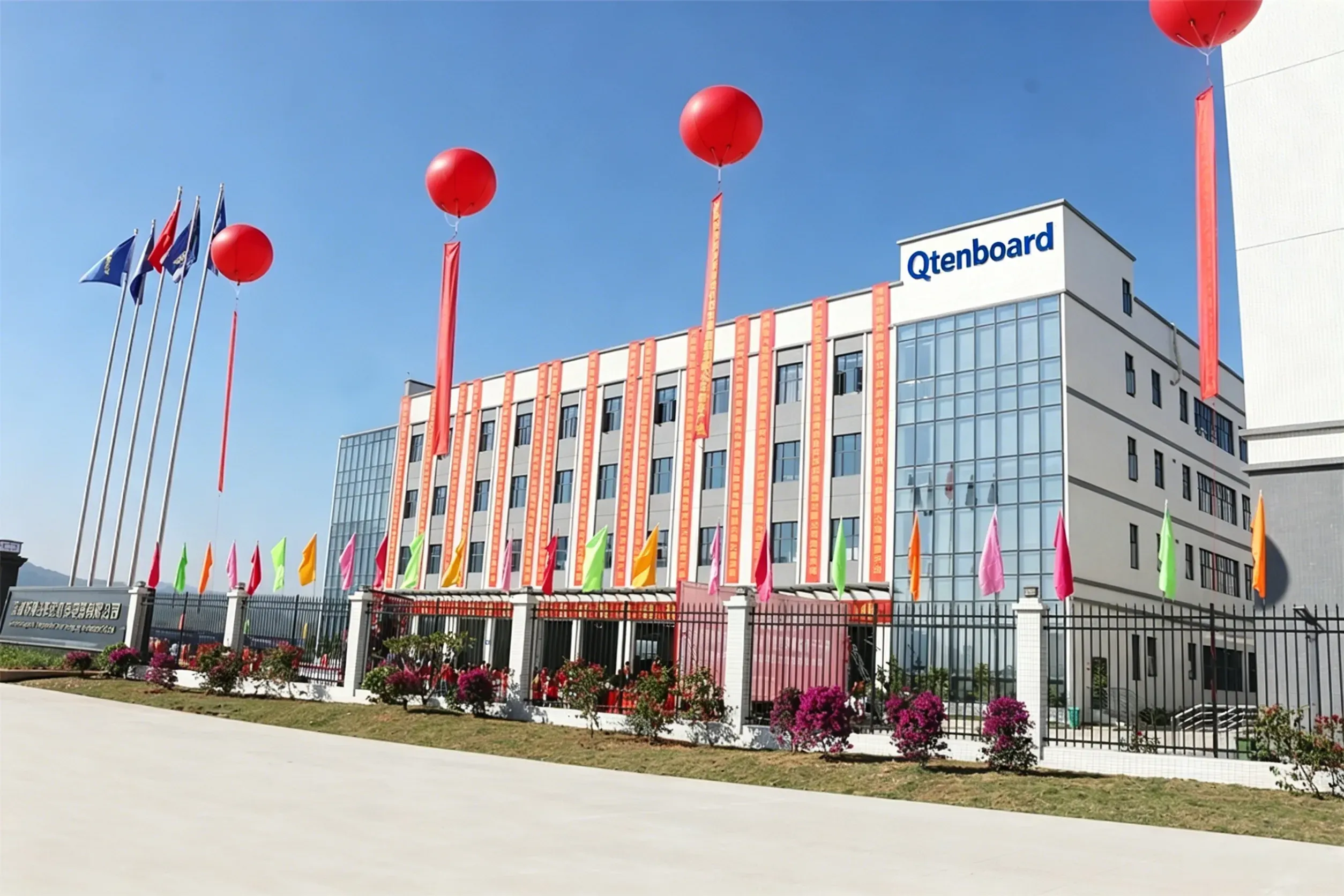 Qtenboard Shenzhen-Shanwei intelligent warehousing base – 510,000㎡ large-scale display storage for global distribution