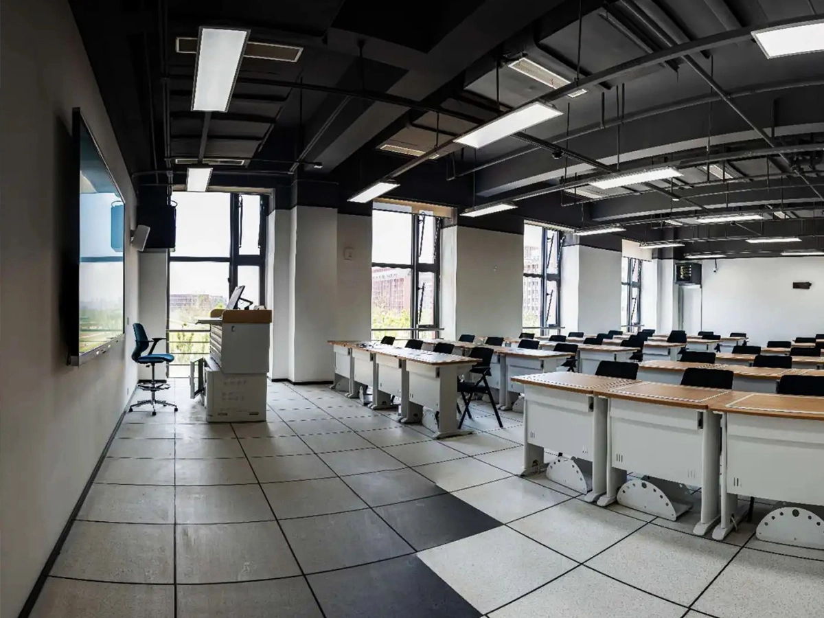 Qtenboard Full Scenario Smart Classroom Campus Upgrading Solution