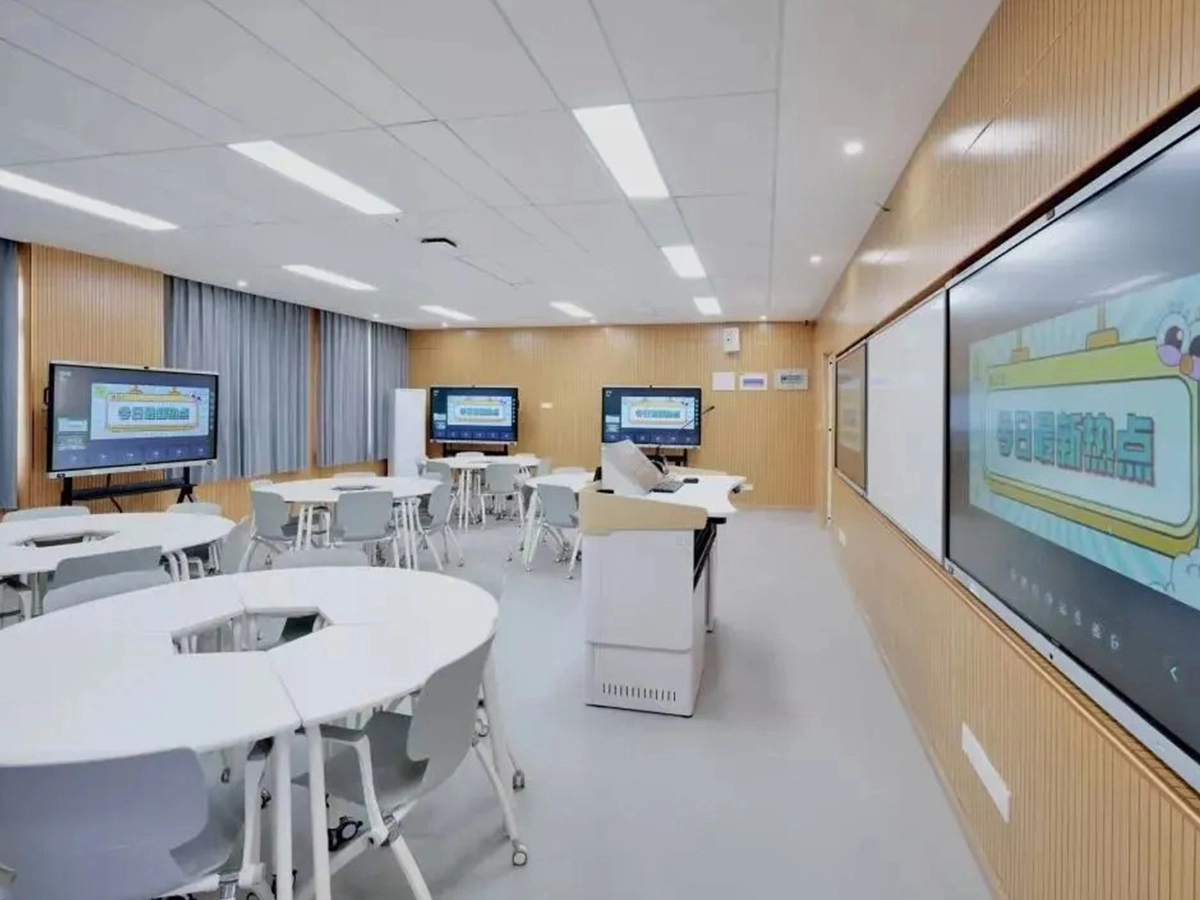 Qtenboard One-stop Construction Smart Classroom Solution for Education
